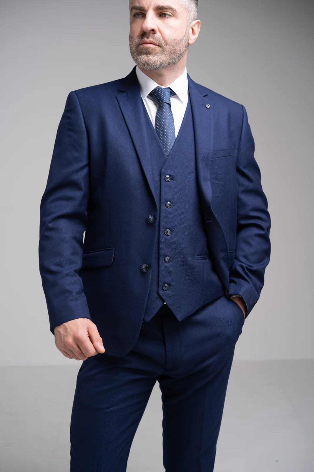 VICHI  Navy Blue 3P suit & Shirt & Tie